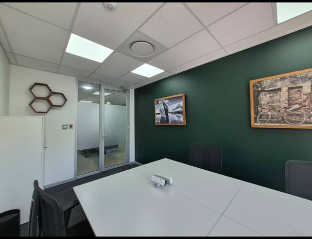 23M² OFFICE TO LET IN ROSEBANK